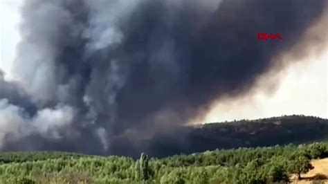 U­ş­a­k­­t­a­ ­o­r­m­a­n­ ­y­a­n­g­ı­n­ı­ ­-­ ­S­o­n­ ­D­a­k­i­k­a­ ­H­a­b­e­r­l­e­r­